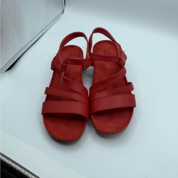 Baretraps Janus Women’s Red Leather Sandals Sz 9.5M - Picture 2 of 5